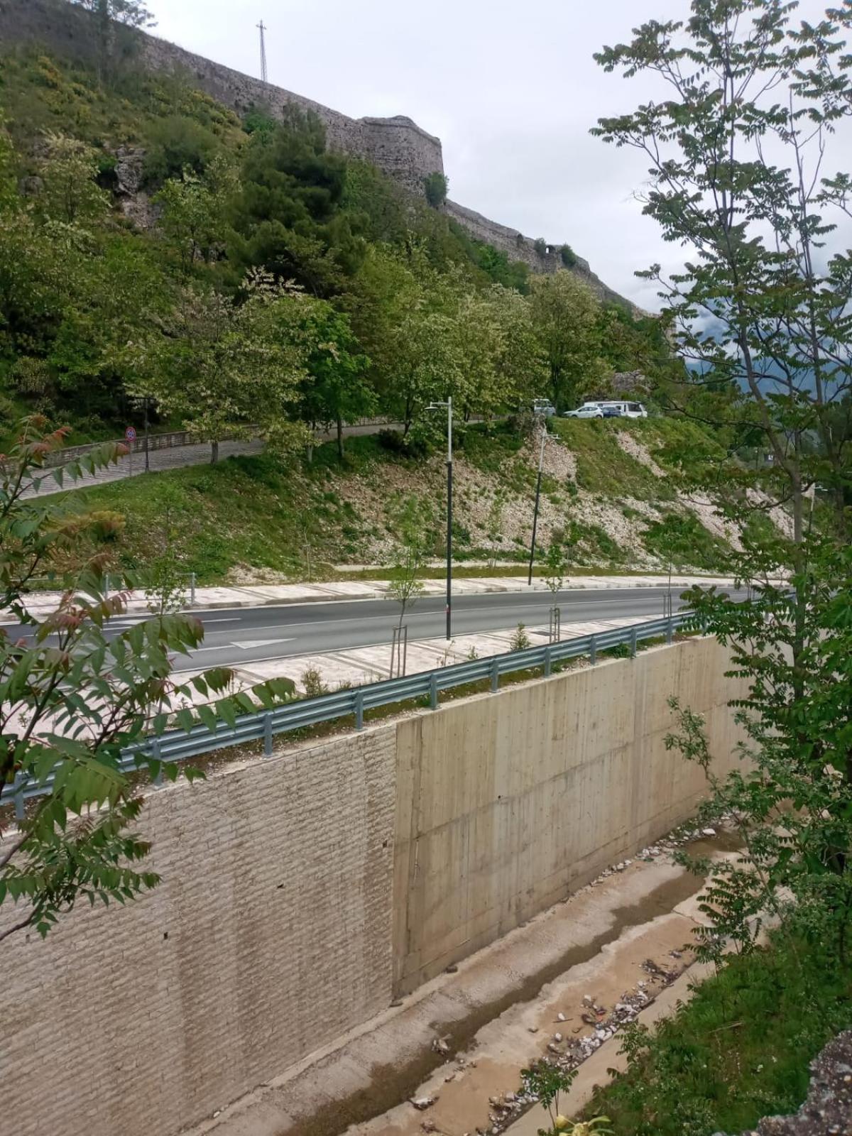 Relax Camping Gjirokastër 외부 사진