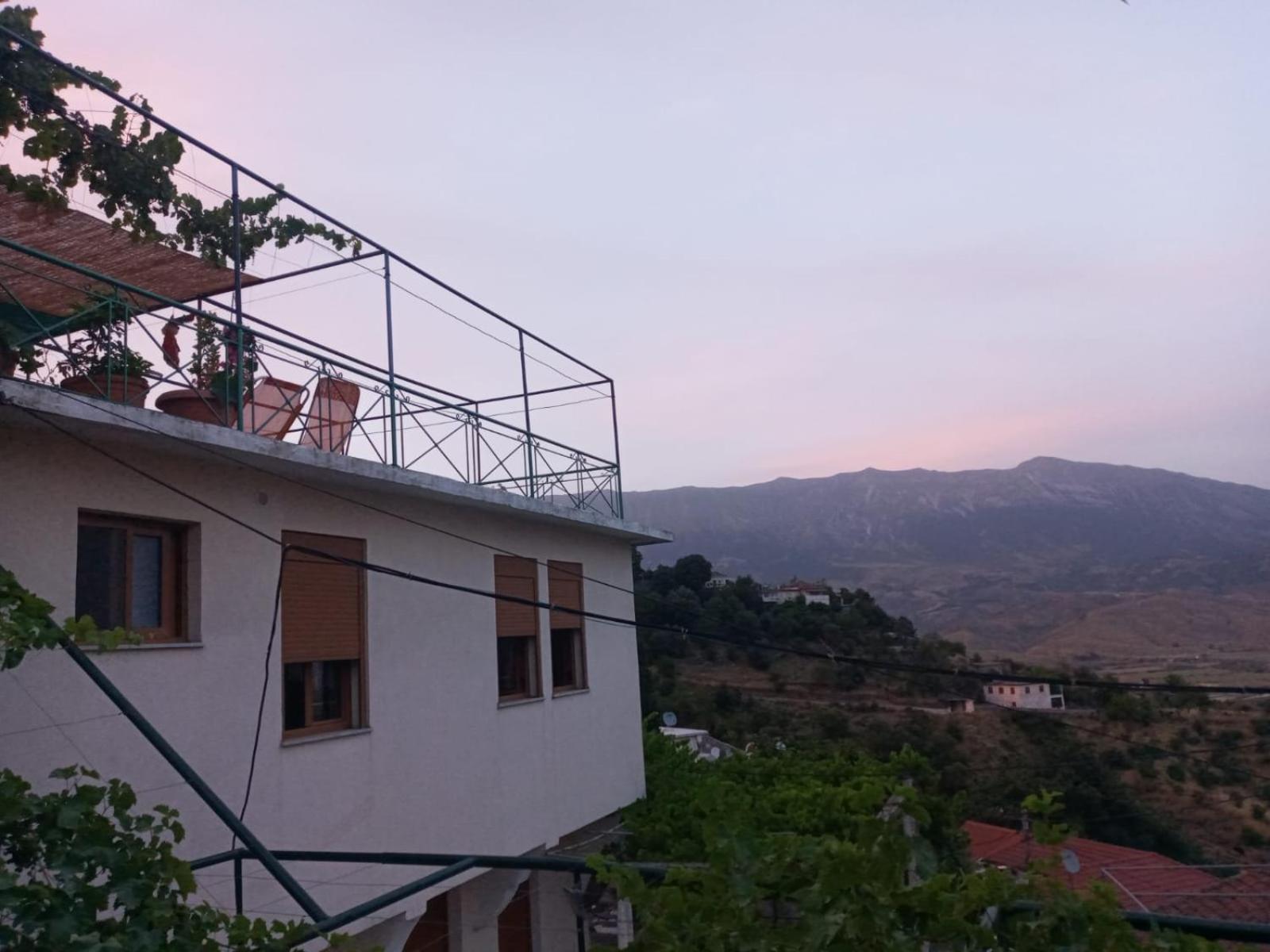 Relax Camping Gjirokastër 외부 사진