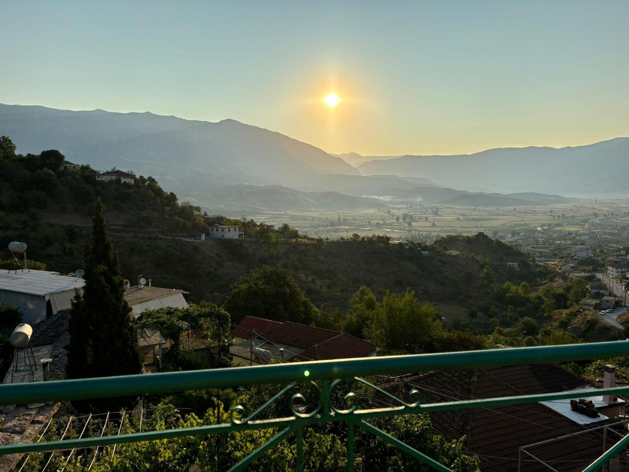 Relax Camping Gjirokastër 외부 사진